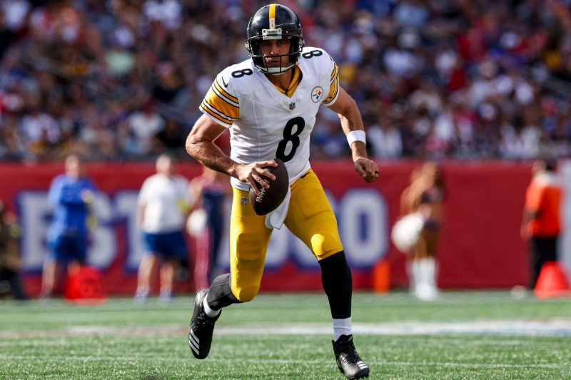 Steelers defense bails out Rodgers, offense in victory over Patriots